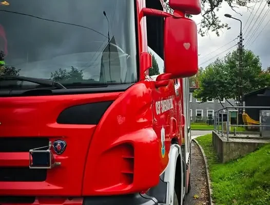 Wyciek gazu przy ul. Bocznej w Świeradowie-Zdroju. Interweniowały służby