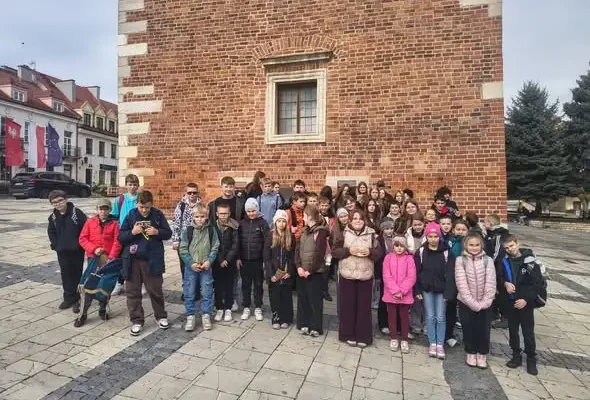 Sandomierz oczami uczniów: podziemia, zagadki i panorama z Bramy Opatowskiej
